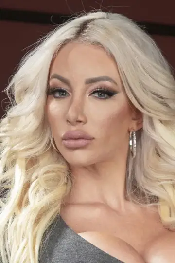 Photo Nicolette Shea #178654