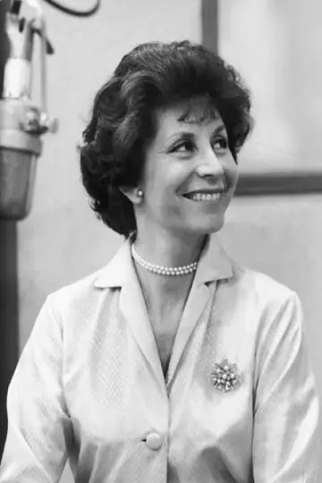 Photo Betty Comden #93092