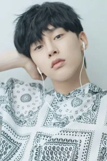 Photo Kwon Hyun-bin #483256