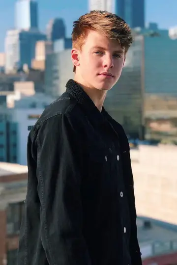 Photo Carson Lueders #490113