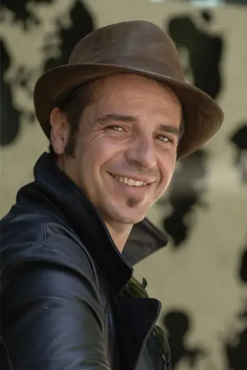 Photo Roger Pera #227022