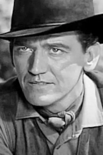 Photo Earle Lyon