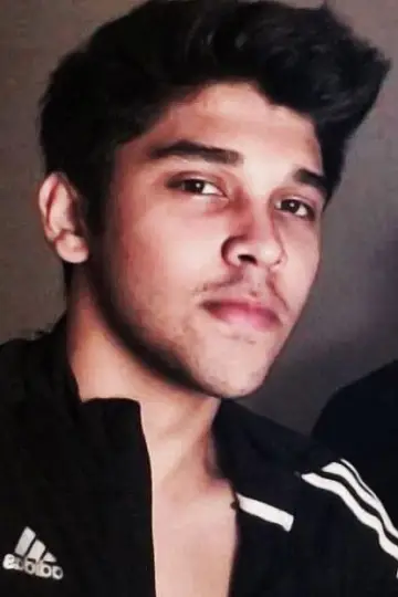 Photo Dhruv Vikram #419706