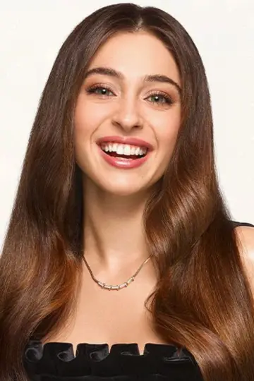 Photo Cemre Baysel #349074