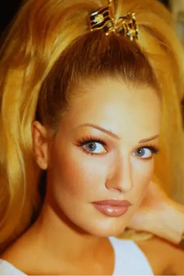 Photo Karen Mulder #555252