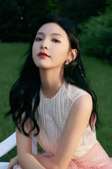 Photo Zhang Ruonan #135129