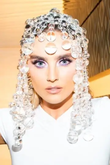 Photo Perrie Edwards #191697
