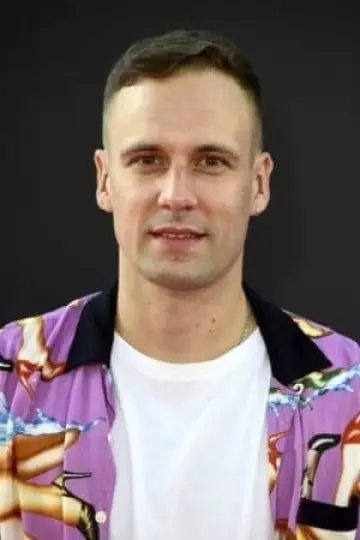 Photo Nick Blood #155300
