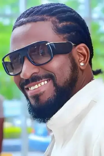 Photo Ademola Adedoyin