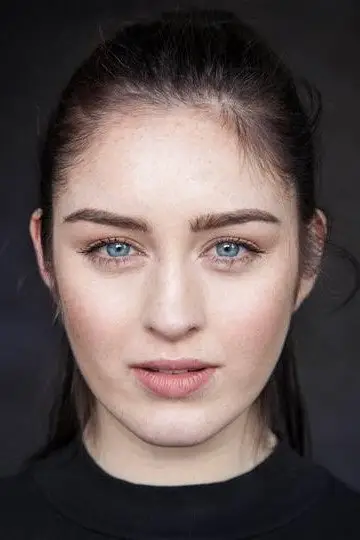 Photo Danielle Galligan #492368
