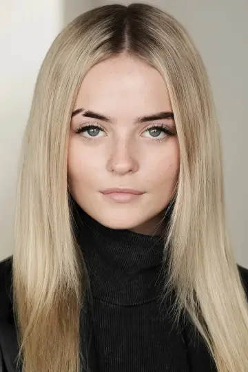 Photo Millie Gibson #436479