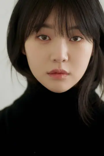 Photo Shin Ji-woo #317141