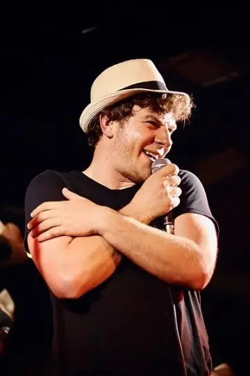 Photo Kyle Gordon #485919