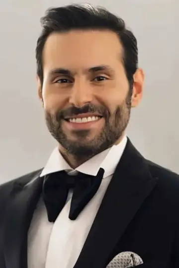 Photo Ali Kakouli