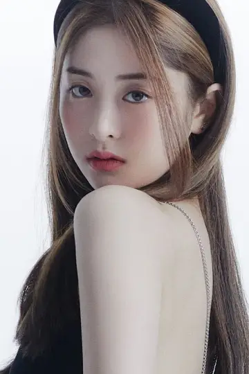 Photo Huh Yunjin #252974