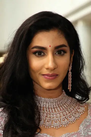 Photo Vishnu Priya Bhimeneni #503127