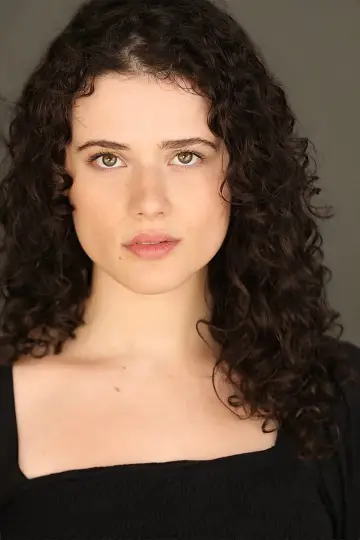 Photo Madeline Read #434409
