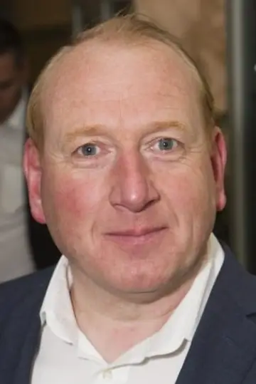 Photo Adrian Scarborough #46673