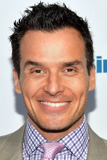 Photo Antonio Sabàto Jr. #153222