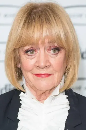 Photo Amanda Barrie #138832