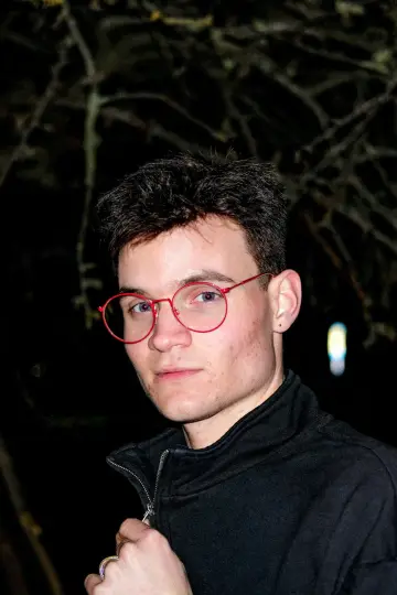 Photo Felix Clayton #447735