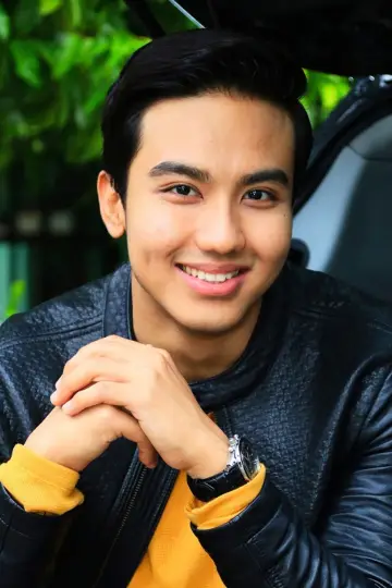 Photo Shinn Myat #486182