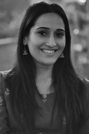 Photo Shivangi Negi #350074