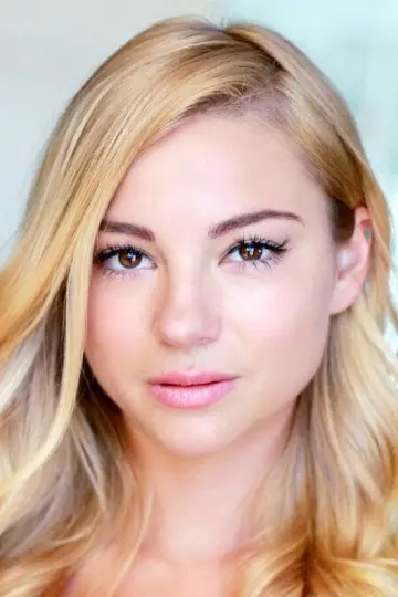 Photo Allie Gonino #512411