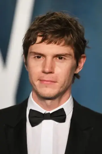 Photo Evan Peters #656