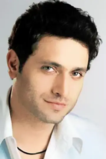 Photo Shiney Ahuja #273383
