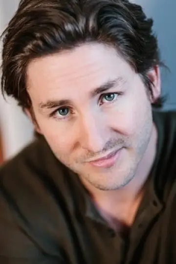 Photo Jesse Moss #54810