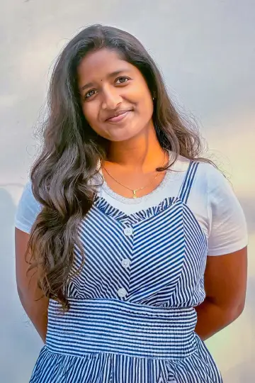 Photo Laya Miryala