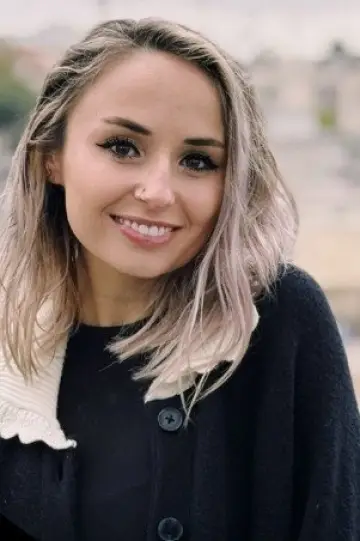 Photo Tara Lexi Robertson #454557