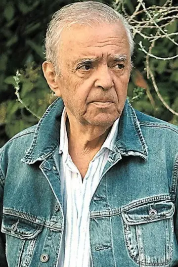 Photo Stavros Tsiolis #473583
