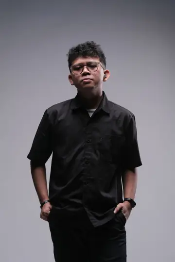 Photo Adhi Hamdan #487053