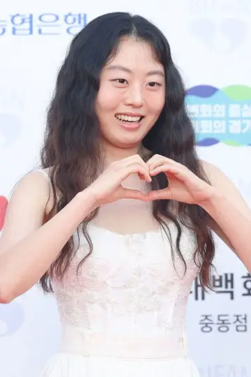 Photo Lee Hwa-won #386400