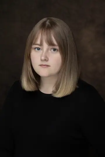 Photo Demmi Ewen