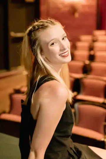 Photo Adele Worthington #428854