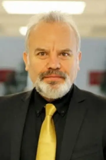 Photo Adnan Tönel