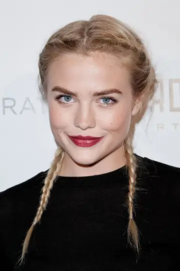 Photo Maddie Hasson #119251
