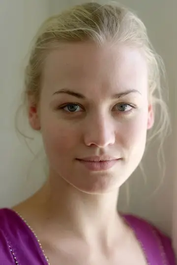 Photo Yvonne Strahovski #15065