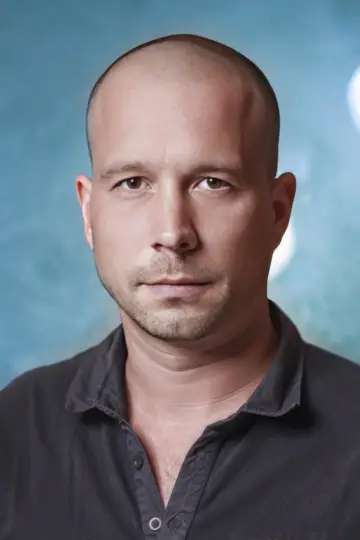 Photo Viktor Szabó #460324