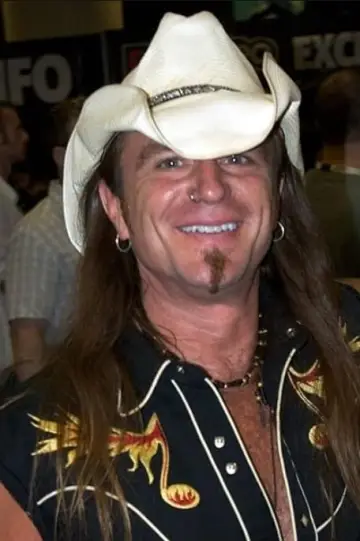 Photo Scott McNeil #74911
