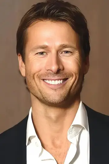 Photo Glen Powell #400341