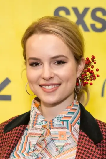Photo Bridgit Mendler #73593