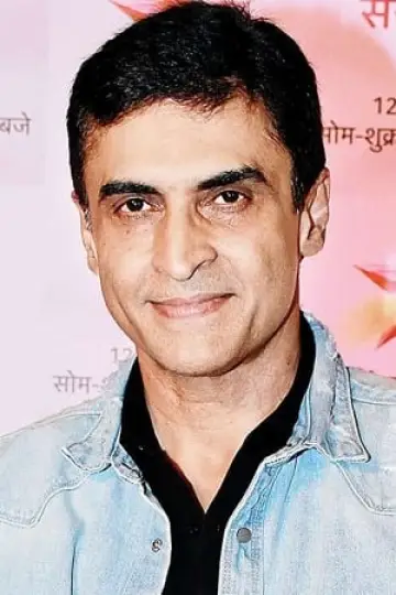 Photo Mohnish Behl #258931