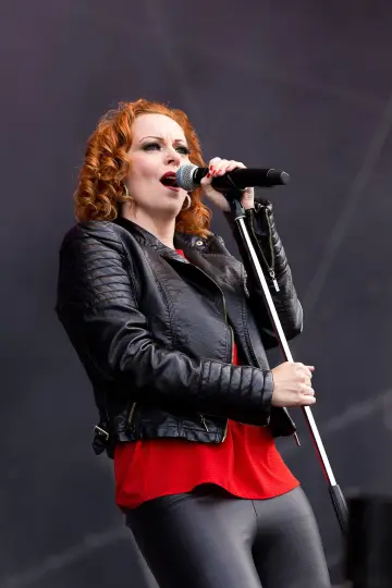 Photo Anneke van Giersbergen #635410