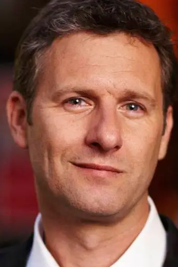 Photo Adam Hills #465948
