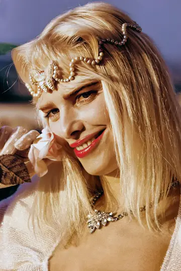 Photo Ilona Staller #197986