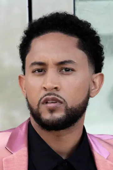 Photo Tahj Mowry #330942